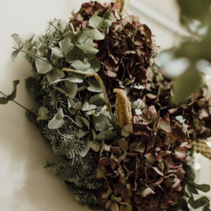 Couronne de Noel 35 cm Hortensias & eucalyptus